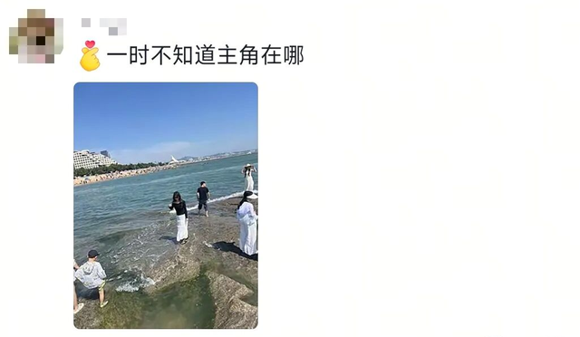 “爬山爬一半，我妈从包里掏出了个西瓜……”