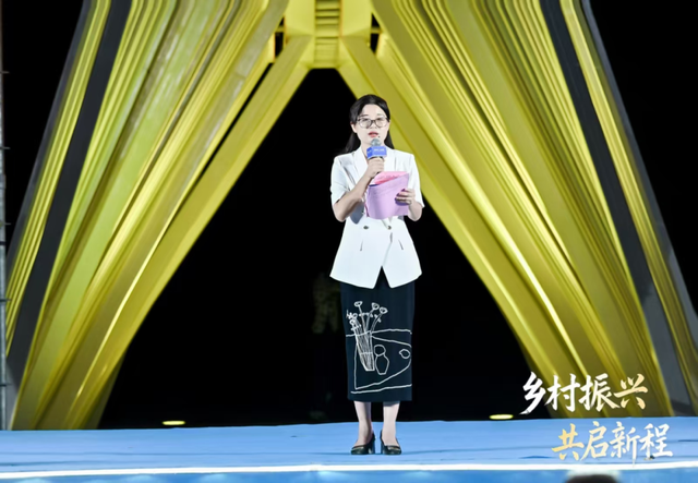 以文塑旅，以旅彰文，欢迎光“临”文化表演暨促消费购物节活动开幕式圆满落幕！