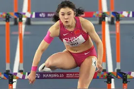 8秒01秒 吴艳妮打破女子60米栏全国纪录图片