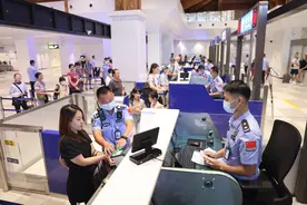 入境游持续火热，三亚靠什么“圈粉”外国游客？图片