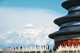 网红讲师张雪峰入局 教培机构为何纷纷“插班”研学游？图片