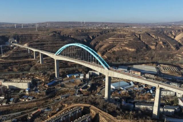 下一站，延安！