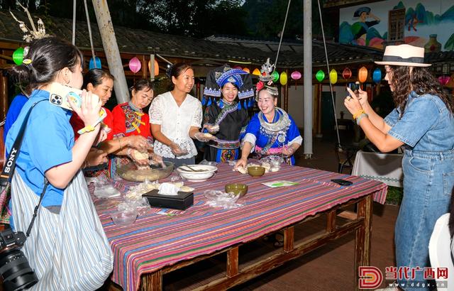 全国文旅媒体人暨文艺名家走进多彩边关