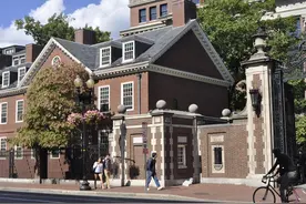 禁止哈佛大学招国际生？哈佛再起诉特朗普政府图片