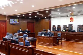 始于“网恋”，终于“诈骗”，是双向奔赴还是“甜蜜陷阱”？图片