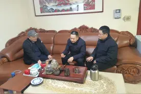 新闻追踪｜高速上的救火英雄孙金刚获评见义勇为模范图片
