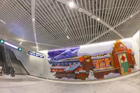 新线所有车站均提供共享充电宝图片