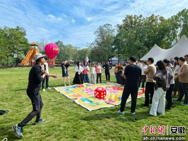 黄山屯溪：星宿沙滩成近郊游热门地