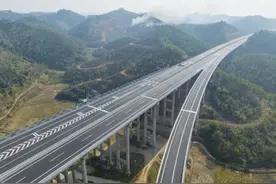 南宁这条高速建成通车！图片