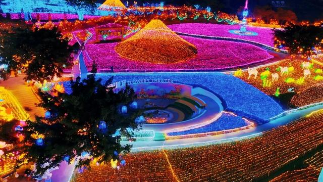 新都首届彩灯嘉年华！今晚开园！