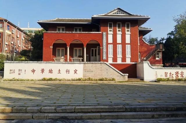 循《浴血荣光》足迹，探访福建革命热土