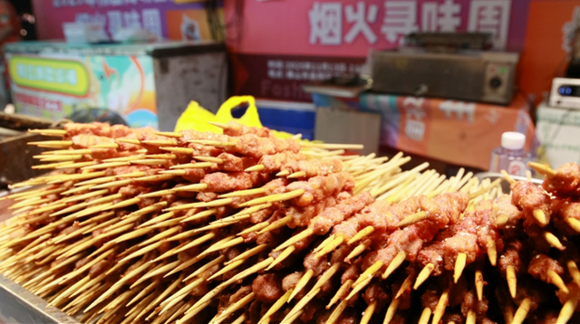 看烟花+品美食+听音乐！高明西江烟火寻味周启动