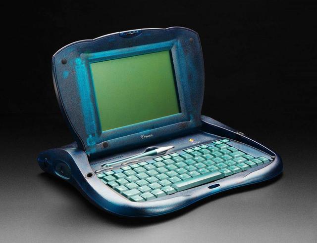 苹果做了台新 MacBook，比最便宜的 iPhone 还便宜	，目标是卖爆