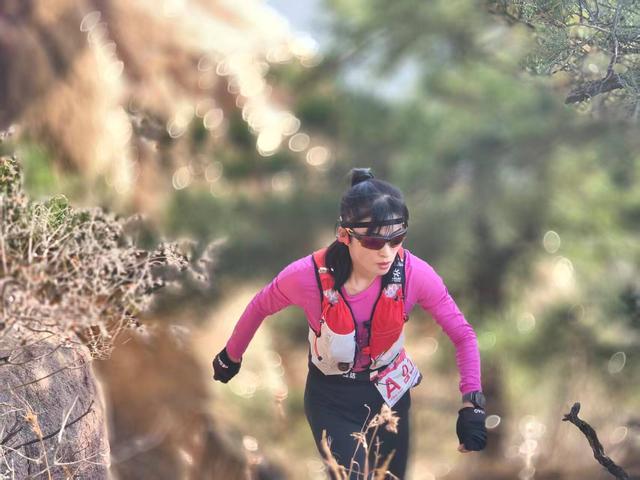 燃情冲刺，逐梦收官！  2025“勇攀高峰”齐鲁名山挑战赛（钢城站）隆重开幕