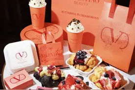 买面包送香水，B&C跨界合作VALENTINO美妆图片