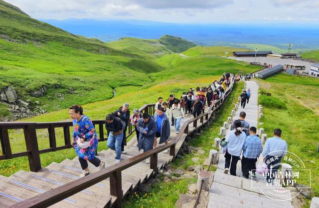 主播吉林行｜吉镜头：登长白山 览天池美景
