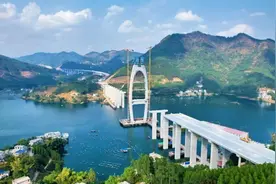 双向六车道，广西这条高速公路有新进展图片