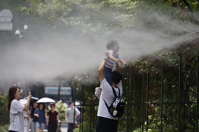 （外代二线）炎热天气下的首尔