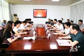 助力“百千万工程”，大埔县旅港同乡会向大埔县人民医院捐赠医疗设备图片