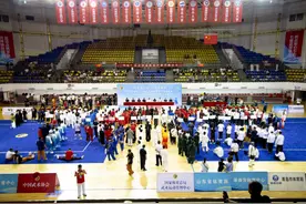 第十五届全运会群众展演太极拳比赛选拔赛暨2024年全国太极拳公开赛分站赛（东部赛区）在莱西市开幕图片