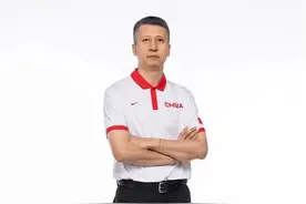 郭士强时隔15年重新执掌中国男篮，此前曾征战过奥运会、世界杯图片