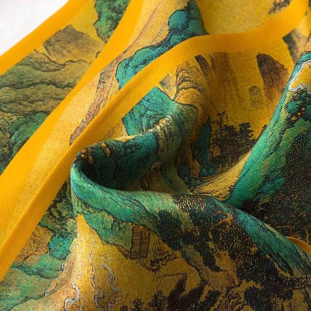 用一条丝巾,把百元单品穿出千元效果