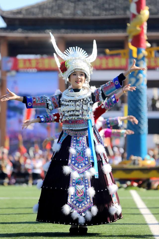 多图+多视频，直击第二十三届融水芦笙斗马节开幕式→