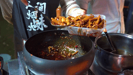 Yè！Yè！Yè！给楚雄比个“Yè”！