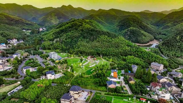 良渚文化+， 廊道式发展的“破圈”与“共生”
