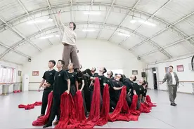 陆川执导舞剧《天工开物》将亮相北京，马蛟龙、吕科镝同台飚舞图片