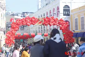 澳门回归祖国25周年丨喜庆气氛洋溢澳门大街小巷图片