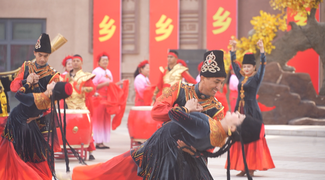 开城仪式点燃现场 刀郎文化让麦盖提“圈粉”无数