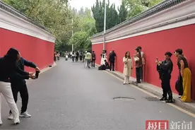 襄阳襄王府上新，这座红墙“红”出圈图片