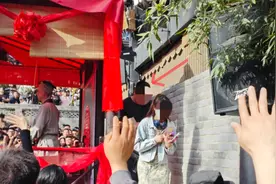 马上评｜面对“王婆说媒”的热情与冷静图片