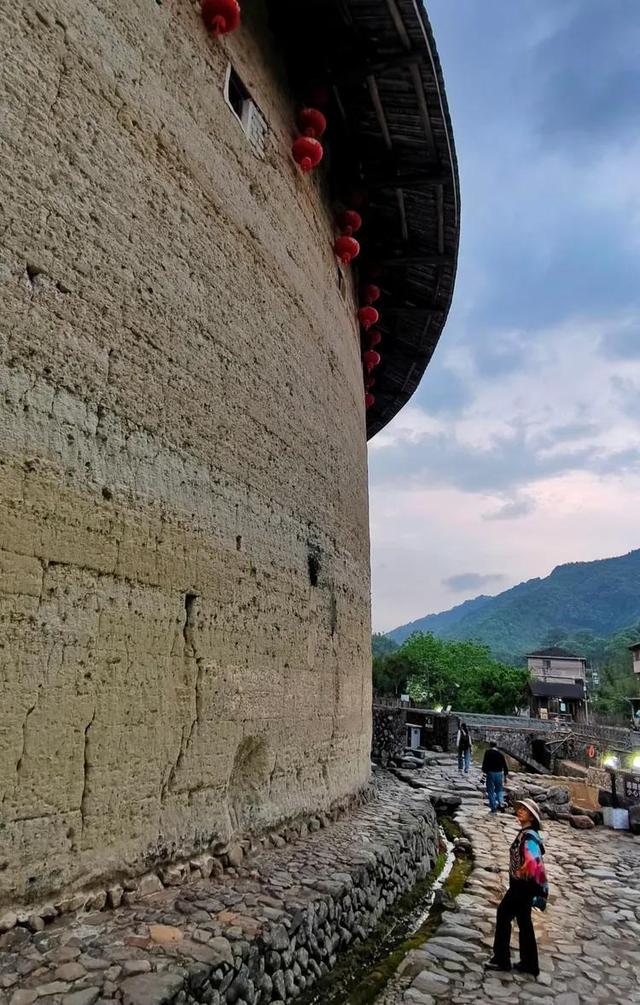 壹点号·行记|刷完这组图就心动！初遇南靖土楼，道不尽的绝美与神秘