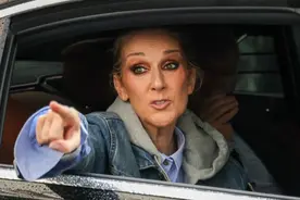 特朗普竞选集会用了《我心永恒》，席琳·迪翁抗议图片