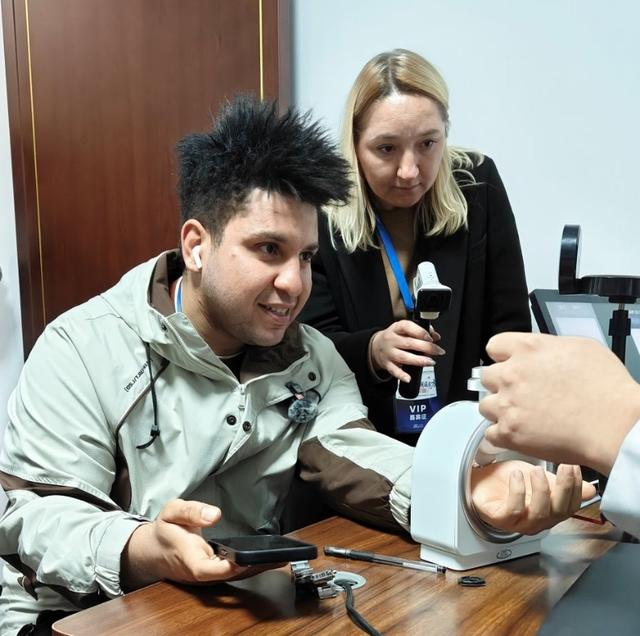 将“安徽故事”融入“世界叙事” 外国博主在皖山皖水间书写文明互鉴新篇