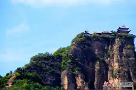 【甘快看】崆峒山下弹筝湖 湖光山色展秋韵图片