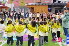 家校共育 成都武侯第四十七幼儿园定格亲子温情时刻图片