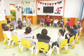 “少年急救官”安全知识课堂走进黄冈市园丁幼儿园图片