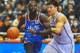 山东男篮放弃沙约克、吉伦沃特优先续约权，8月2日在烟台对阵美国探险者图片