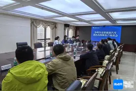 海口供电局推动强化今冬明春新能源汽车进出岛充电保障工作图片
