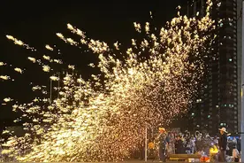 人气旺业态新活力足，武汉商圈假期人气持续爆棚图片