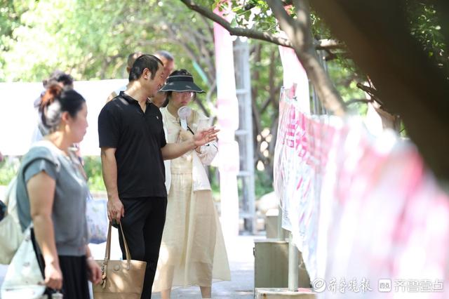 图集｜七夕“遇上”千人联谊会，定格烟台山上的“甜蜜”瞬间