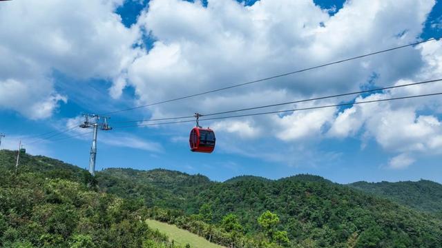 南昌“揽山入城”：梅岭云端索道将启动，“中央公园”随时可赴