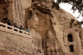 中外专家纵论中国石窟寺保护与传承图片