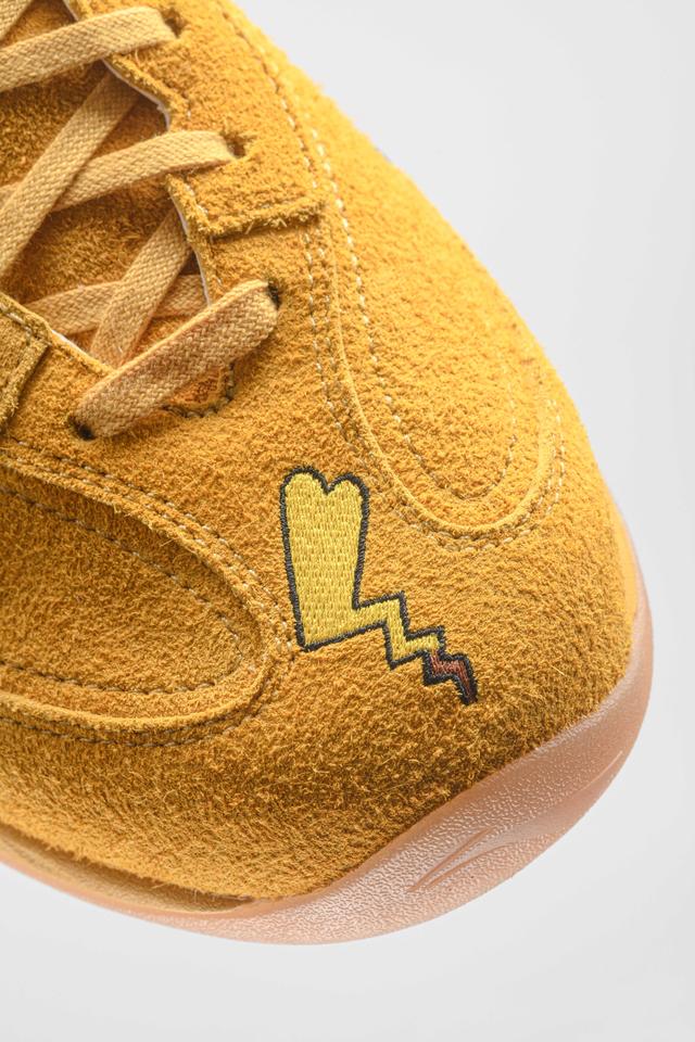 巴黎世家发布新创意总监首支广告，GARCON BY GARCON首开线下店｜是日美好事物