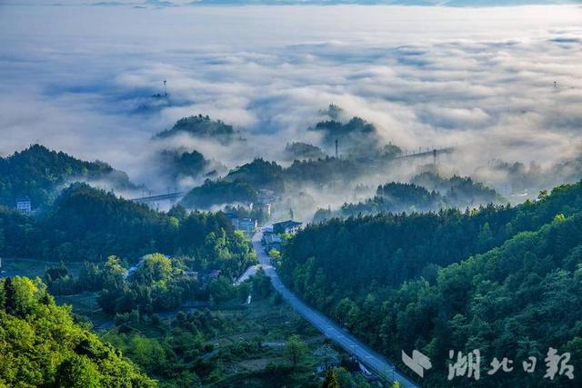 组图|圣水天池佛宝山
