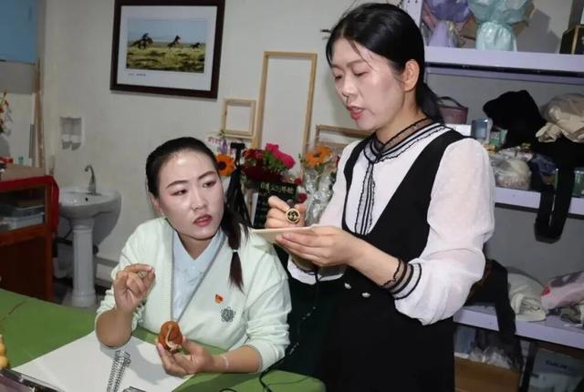 巴彦淖尔：多彩文化活动浸润假日生活