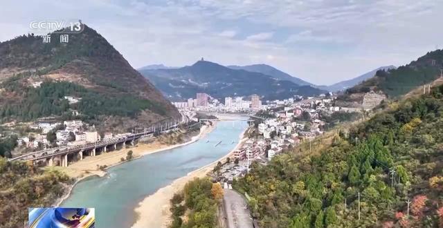 央媒看四川丨跟着课本去旅行 行走蜀道，感受古今交通变迁